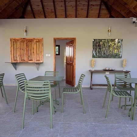Casa Tara Villas Grand Anse  Exteriör bild