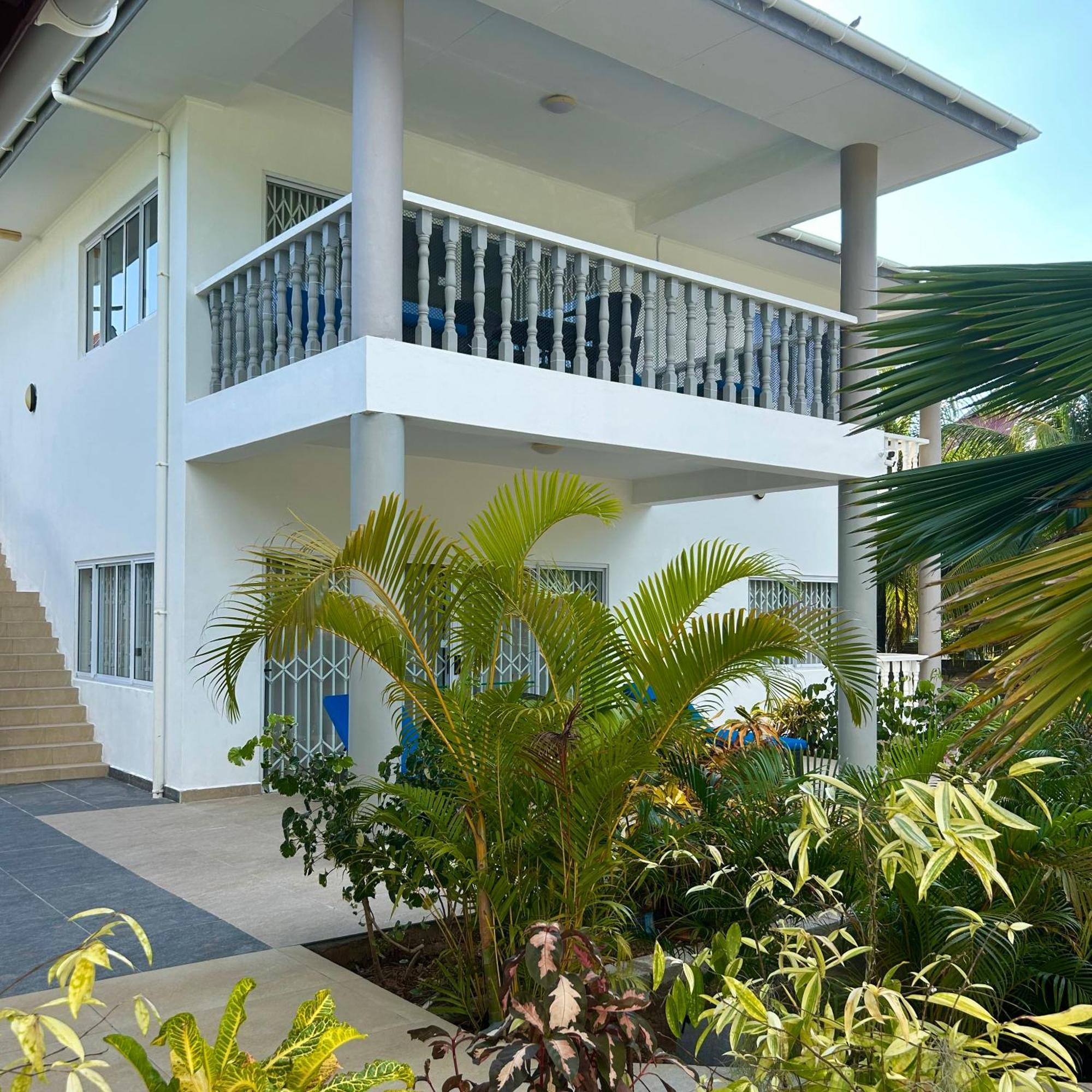 Casa Tara Villas Grand Anse  Exteriör bild